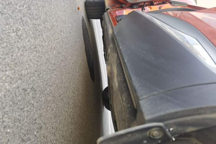 Used Renault Captur 2015 1.2T Automatic Comfort First Edition Left Side Sill