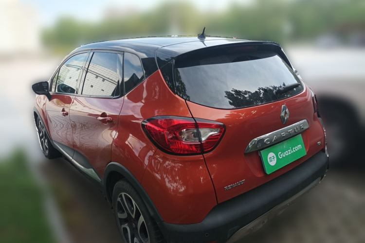 Used Renault Captur 2015 1.2T Automatic Luxury First Edition Rear Left 45 Deg