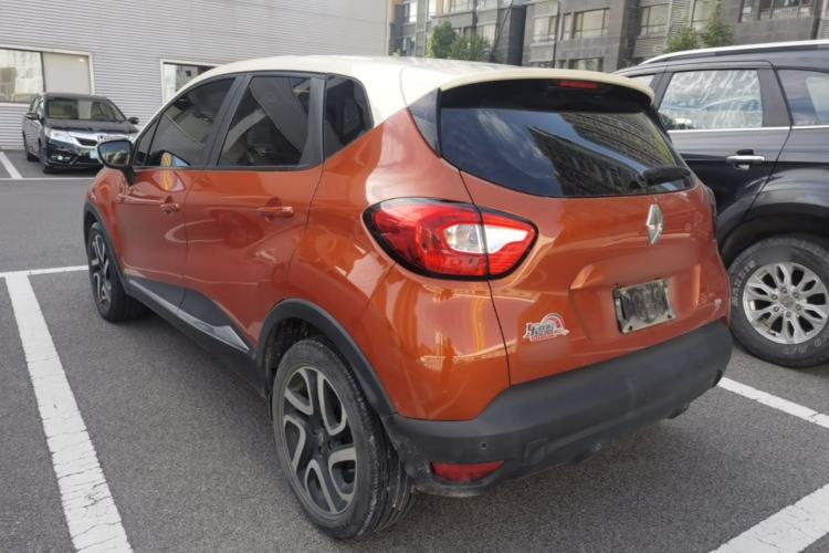 Used Renault Captur 2015 1.2T Automatic Comfort First Edition Rear Left 45 Deg