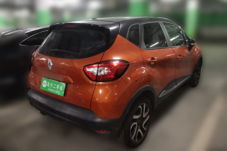 Used Renault Captur 2015 1.2T Automatic Comfort First Edition Rear Right 45 Deg