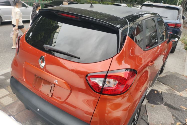 Used Renault Captur 2015 1.2T Automatic Comfort Edition Rear Right 45 Deg