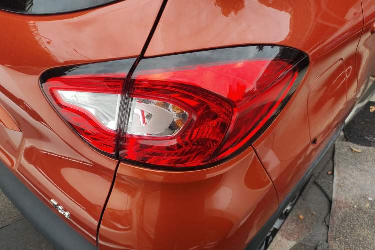 Used Renault Captur 2015 1.2T Automatic Comfort Edition Right Rear Taillight
