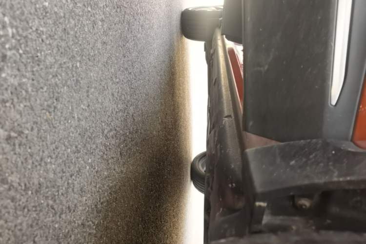 Used Renault Captur 2015 1.2T Automatic Comfort First Edition Right Side Sill