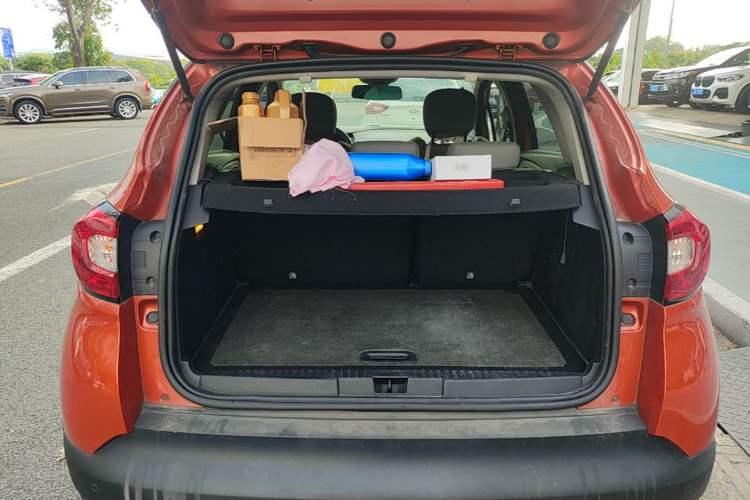 Used Renault Captur 2015 1.2T Automatic Comfort Edition Trunk