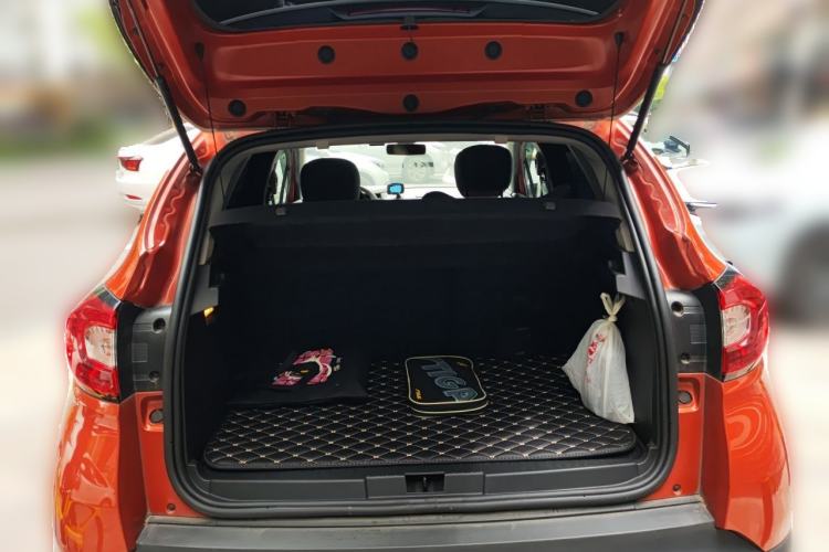 Used Renault Captur 2015 1.2T Automatic Comfort Edition Trunk