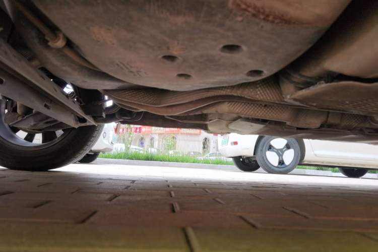 Used Renault Captur 2015 1.2T Automatic Comfort Edition Chassis Rear Right