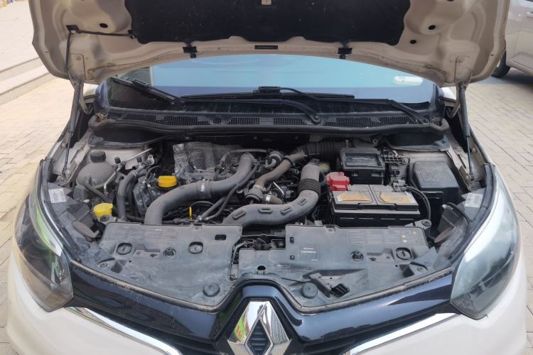 Used Renault Captur 2015 1.2T Automatic Comfort Edition Engine Bay