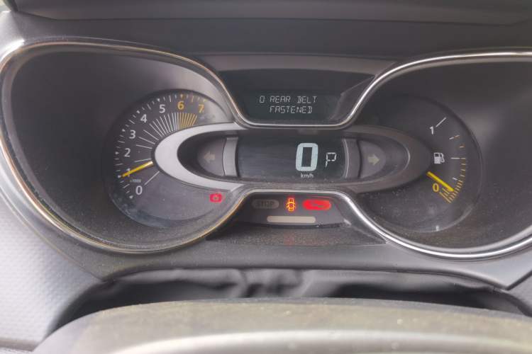 Used Renault Captur 2015 1.2T Automatic Comfort Edition Instrument Cluster