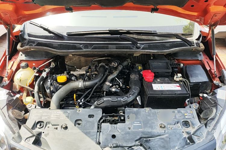 Used Renault Captur 2015 1.2T Automatic Comfort Edition Engine Bay