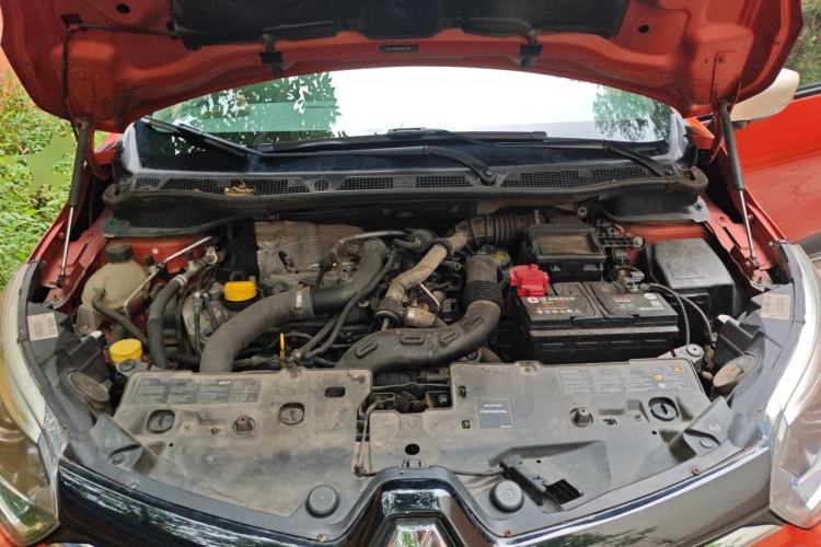 Used Renault Captur 2015 1.2T Automatic Luxury Edition Engine Bay