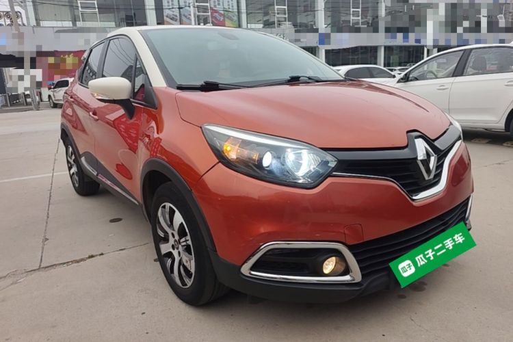 Used Renault Captur 2015 1.2T Automatic Comfort Edition Front Right 45 Deg