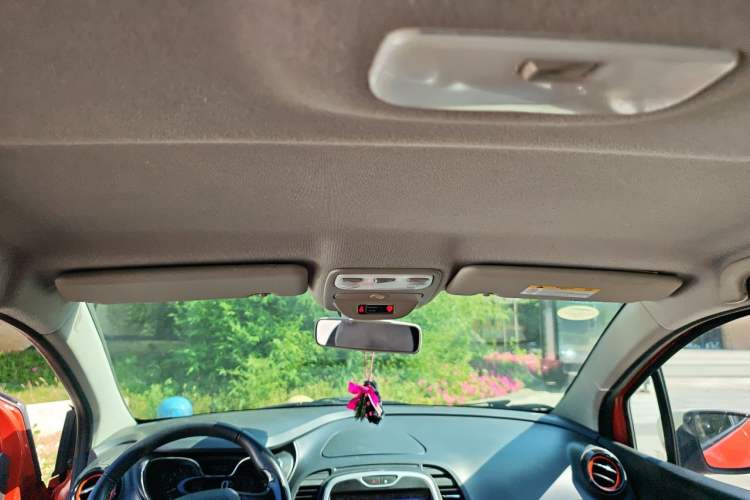 Used Renault Captur 2015 1.2T Automatic Comfort Edition Headliner