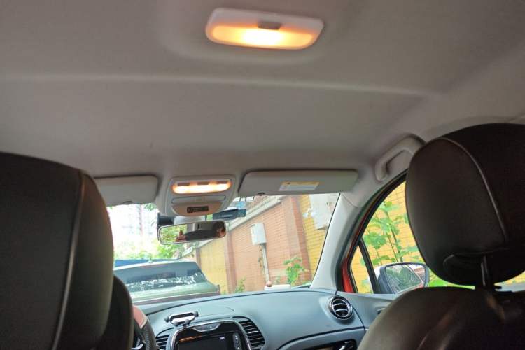Used Renault Captur 2015 1.2T Automatic Luxury Edition Headliner