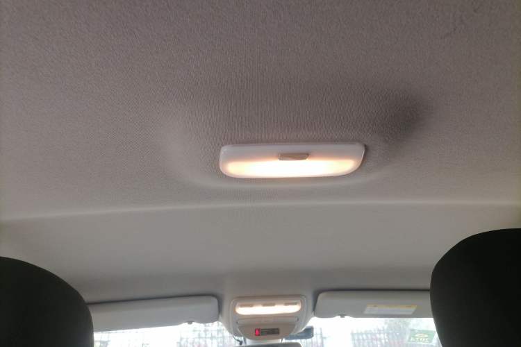 Used Renault Captur 2015 1.2T Automatic Comfort Edition Headliner