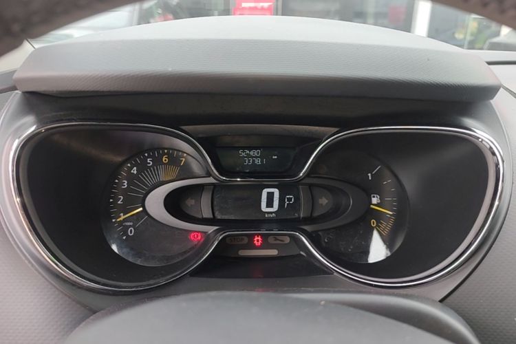 Used Renault Captur 2015 1.2T Automatic Comfort Edition Instrument Cluster
