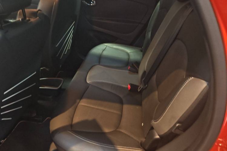 Used Renault Captur 2015 1.2T Automatic Luxury Edition Interior 1