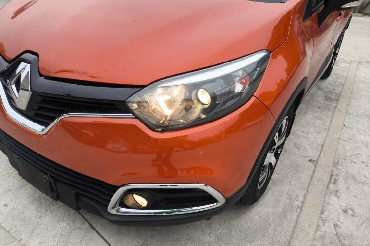 Used Renault Captur 2015 1.2T Automatic Comfort Edition Left Front Headlight