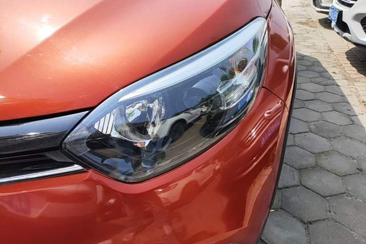 Used Renault Captur 2015 1.2T Automatic Comfort Edition Left Front Headlight