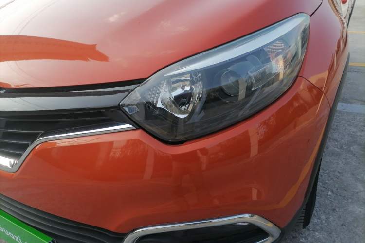 Used Renault Captur 2015 1.2T Automatic Comfort Edition Left Front Headlight