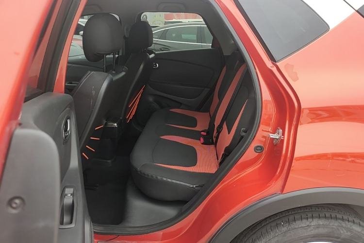 Used Renault Captur 2015 1.2T Automatic Comfort Edition Left Rear Seat