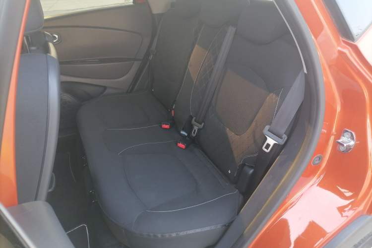 Used Renault Captur 2015 1.2T Automatic Comfort Edition Left Rear Seat
