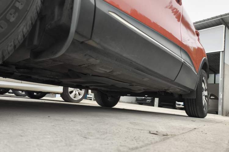 Used Renault Captur 2015 1.2T Automatic Comfort Edition Left Side Sill