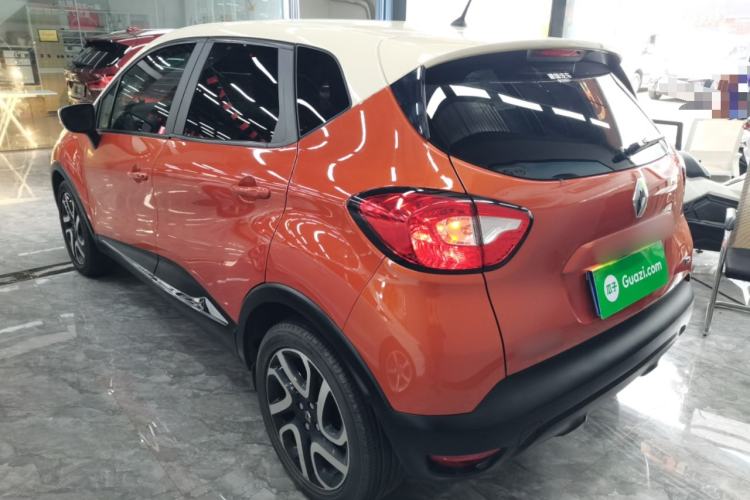 Used Renault Captur 2015 1.2T Automatic Comfort Edition Rear Left 45 Deg