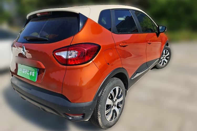 Used Renault Captur 2015 1.2T Automatic Comfort Edition Rear Right 45 Deg