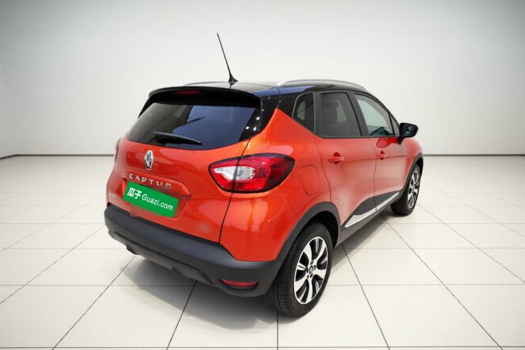 Used Renault Captur 2015 1.2T Automatic Comfort Edition Rear Right 45 Deg