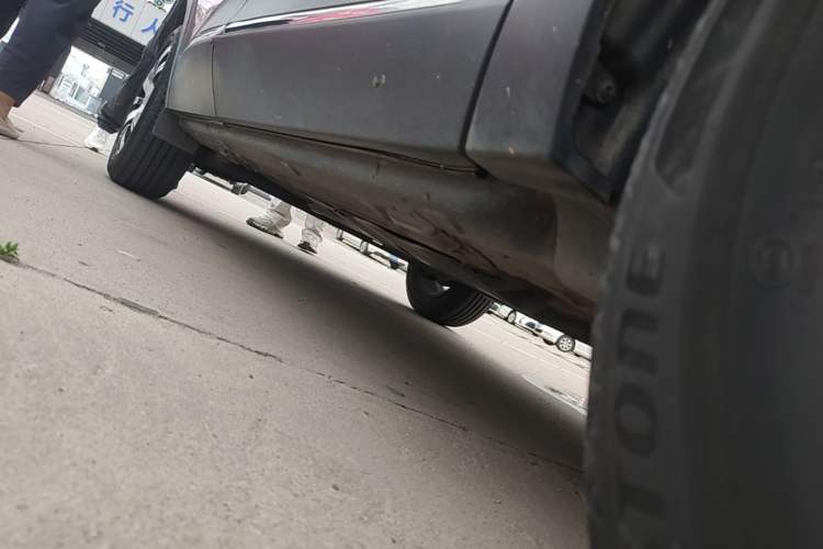 Used Renault Captur 2015 1.2T Automatic Comfort Edition Right Side Sill