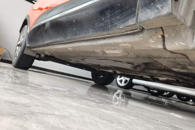 Used Renault Captur 2015 1.2T Automatic Comfort Edition Right Side Sill