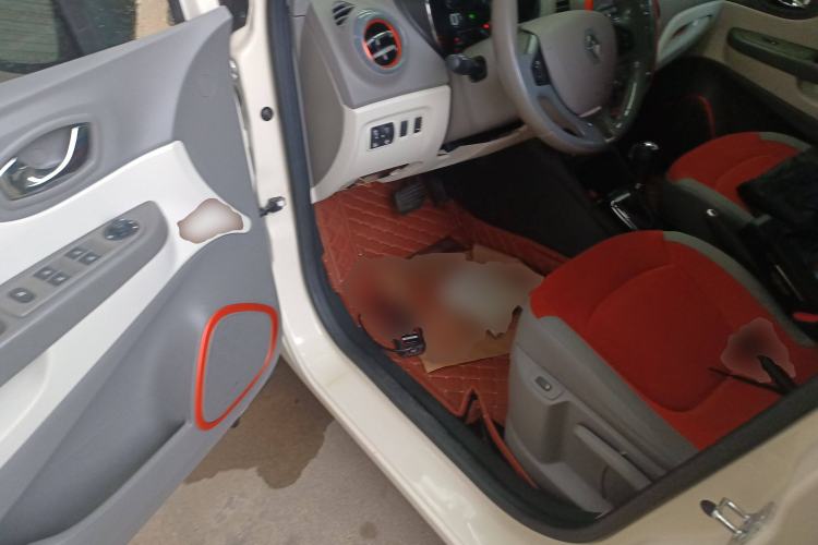 Used Renault Captur 2015 1.2T Automatic Comfort Edition Driver Seat