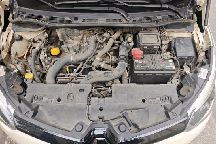 Used Renault Captur 2015 1.2T Automatic Comfort Edition Engine Bay