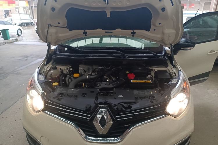 Used Renault Captur 2015 1.2T Automatic Comfort Edition Engine Bay