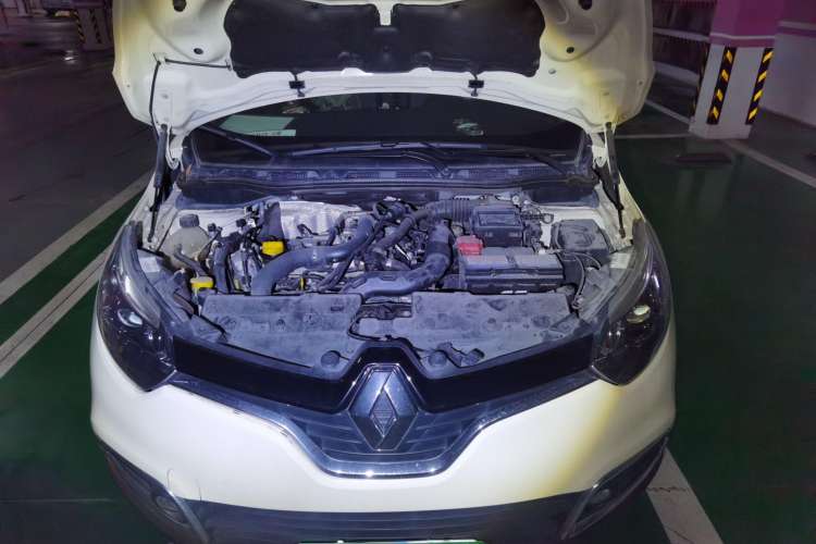Used Renault Captur 2015 1.2T Automatic Comfort Edition Engine Bay
