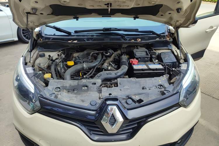 Used Renault Captur 2015 1.2T Automatic Standard Edition Engine Bay