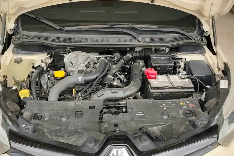 Used Renault Captur 2015 1.2T Automatic Standard Edition Engine Bay
