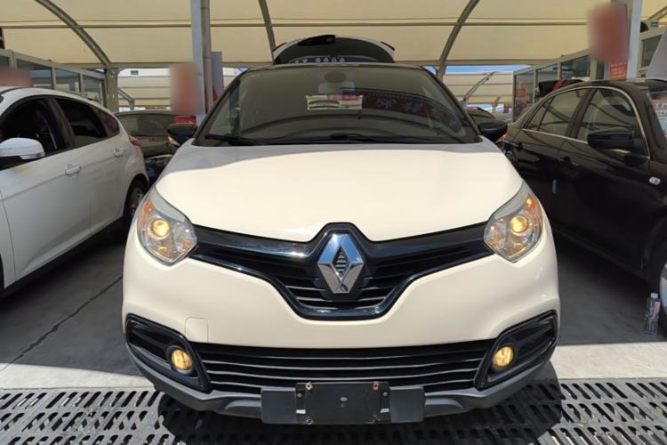 Used Renault Captur 2015 1.2T Automatic Luxury First Edition Front