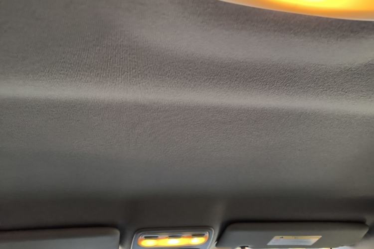 Used Renault Captur 2015 1.2T Automatic Luxury First Edition Headliner