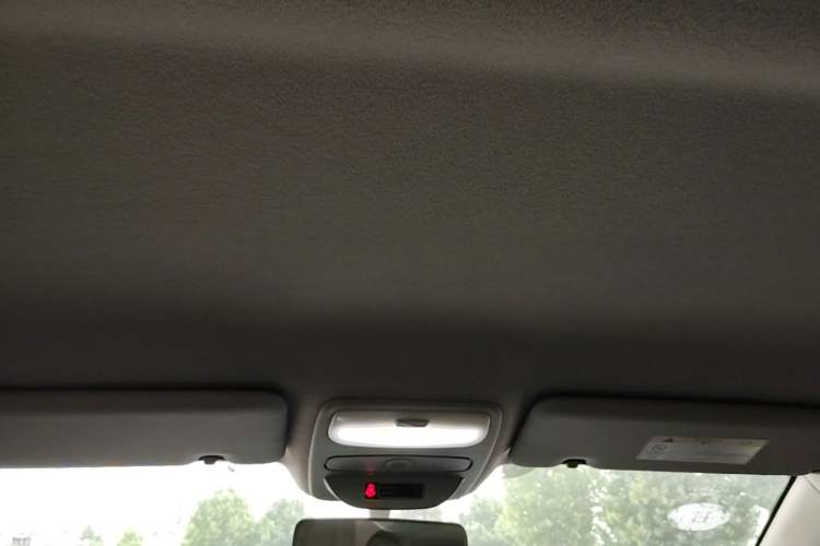 Used Renault Captur 2015 1.2T Automatic Standard Edition Headliner