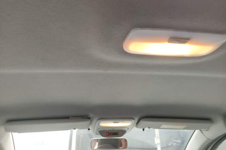 Used Renault Captur 2015 1.2T Automatic Standard Edition Headliner