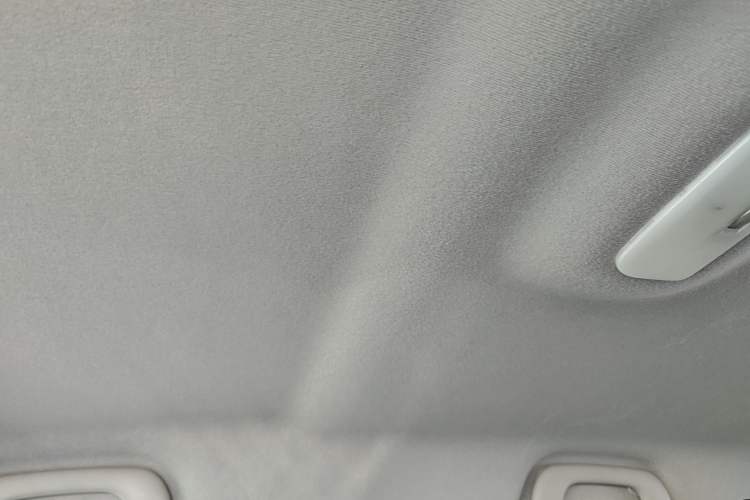 Used Renault Captur 2015 1.2T Automatic Standard Edition Headliner