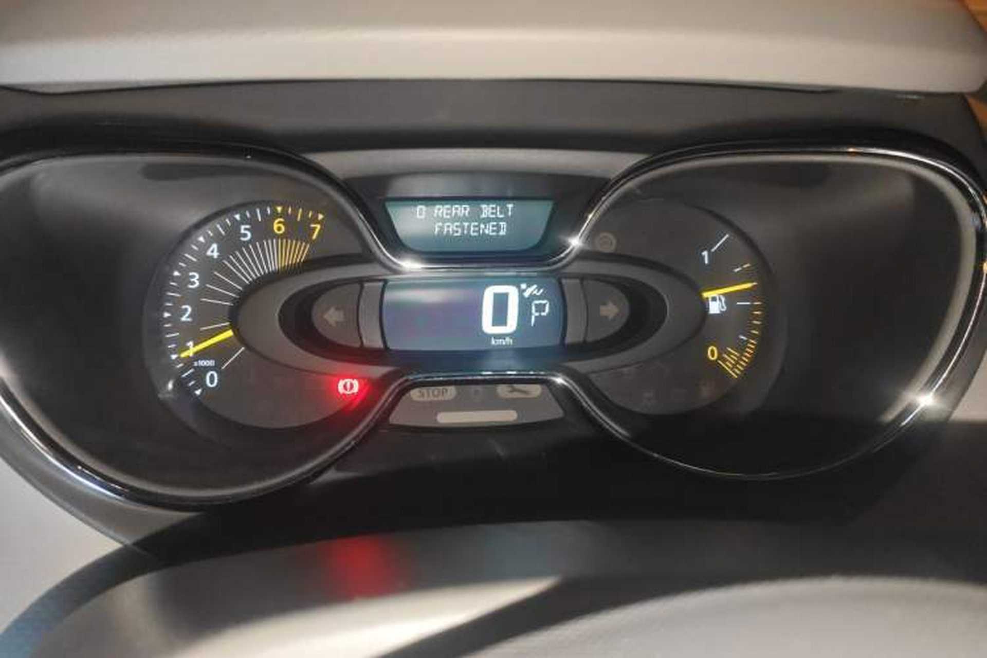 Used Renault Captur 2015 1.2T Automatic Comfort Edition Instrument Cluster