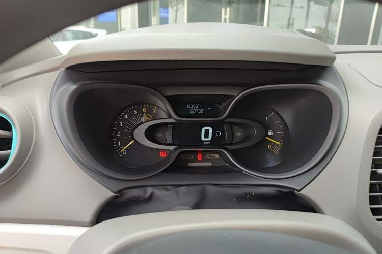 Used Renault Captur 2015 1.2T Automatic Standard Edition Instrument Cluster
