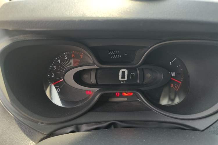 Used Renault Captur 2015 1.2T Automatic Standard Edition Instrument Cluster