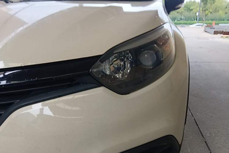Used Renault Captur 2015 1.2T Automatic Standard Edition Left Front Headlight