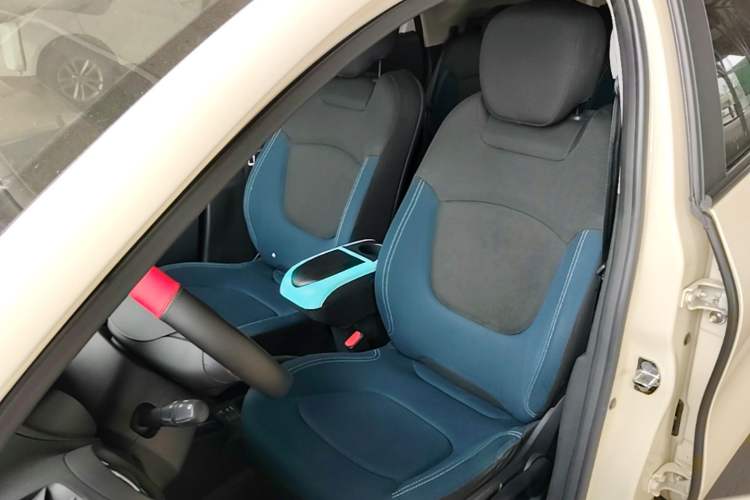 Used Renault Captur 2015 1.2T Automatic Standard Edition Left Front Seat