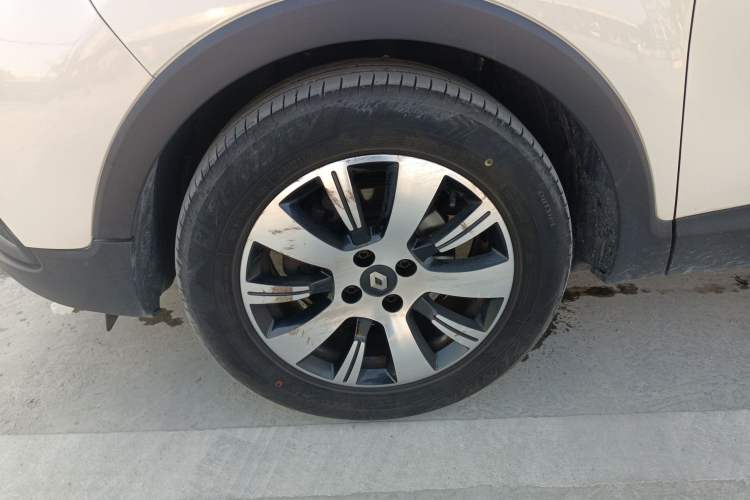 Used Renault Captur 2015 1.2T Automatic Standard Edition Left Front Wheel Hub