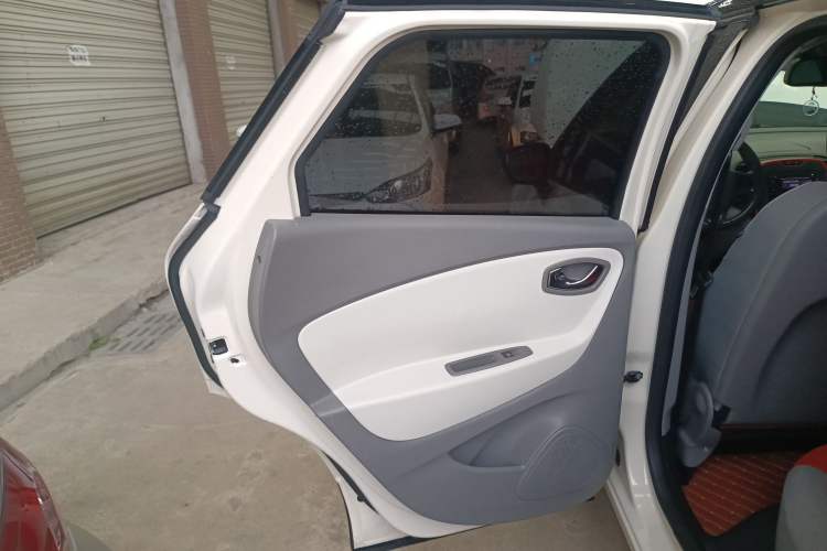 Used Renault Captur 2015 1.2T Automatic Comfort Edition Left Rear Door Interior