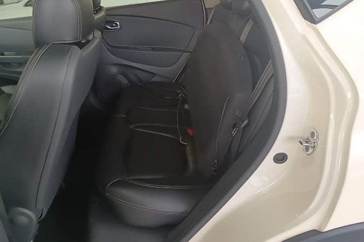 Used Renault Captur 2015 1.2T Automatic Standard Edition Left Rear Seat